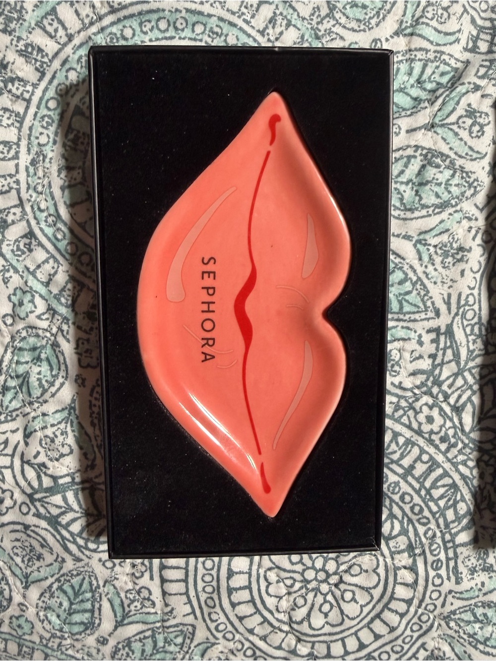 Sephora Coral Lip-Shaped Jewelry Tray